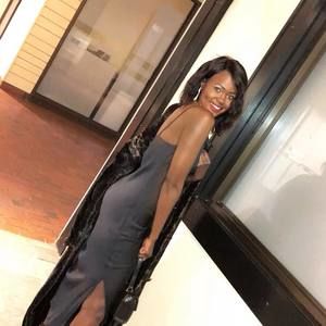 Meet your Posher, Daniella